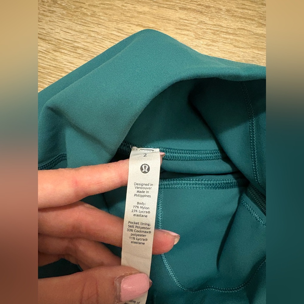 Lululemon Wunder Train High Rise Short 8" - Picture 4 of 9